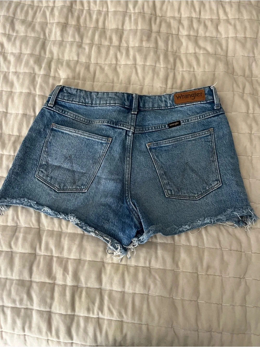 Wrangler MidRise Vintage Jean Shorts - Picture 2 of 3